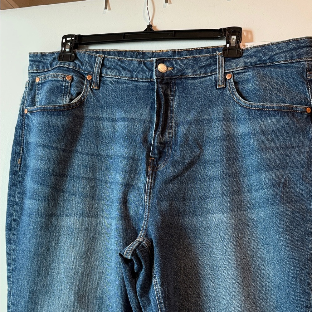 Women's Straight Leg Blue Jeans